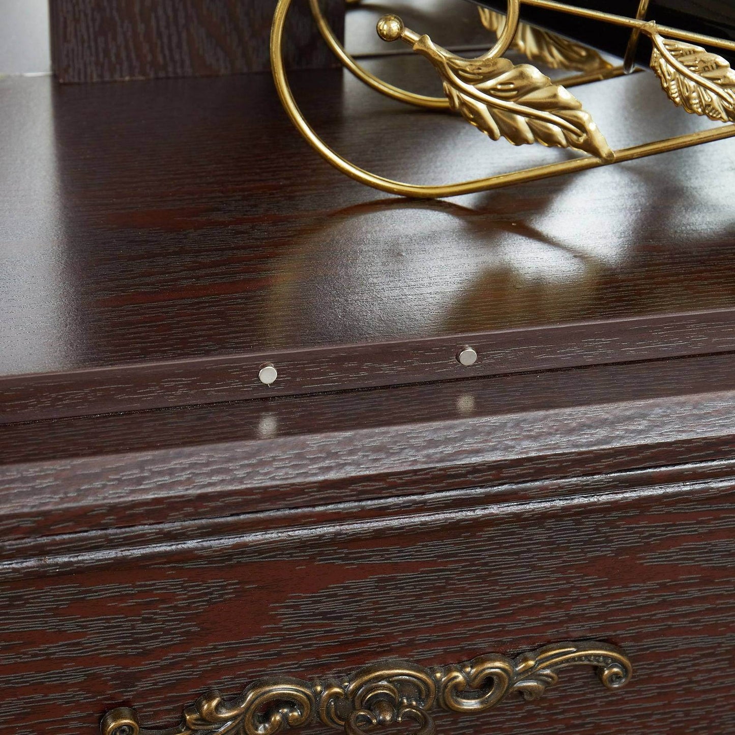 Elegant Glass Cabinet Curio with Adjustable Shelves