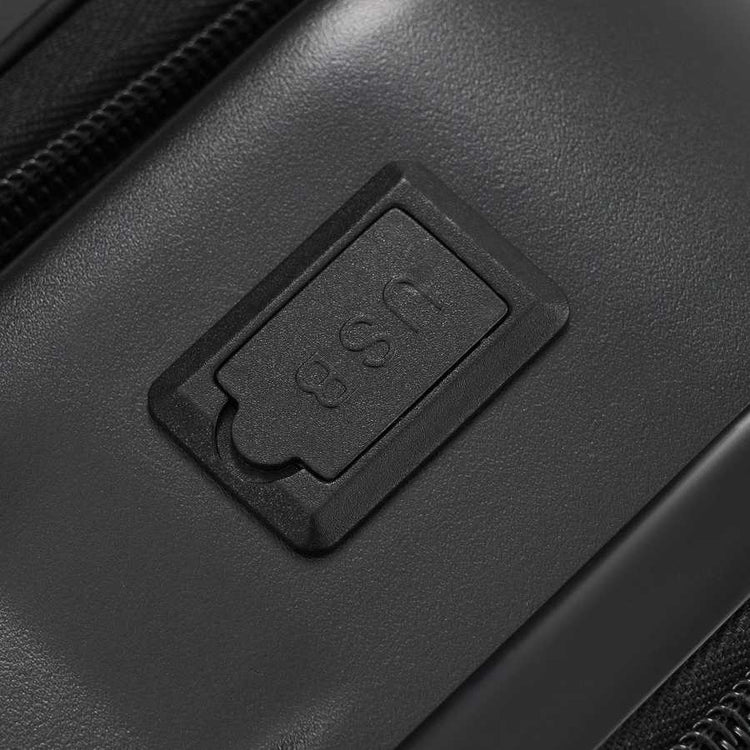 MLNshops Travel Set: carry on suitcase with charging port