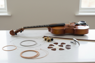 Musical Instrument Strings & Accessories
