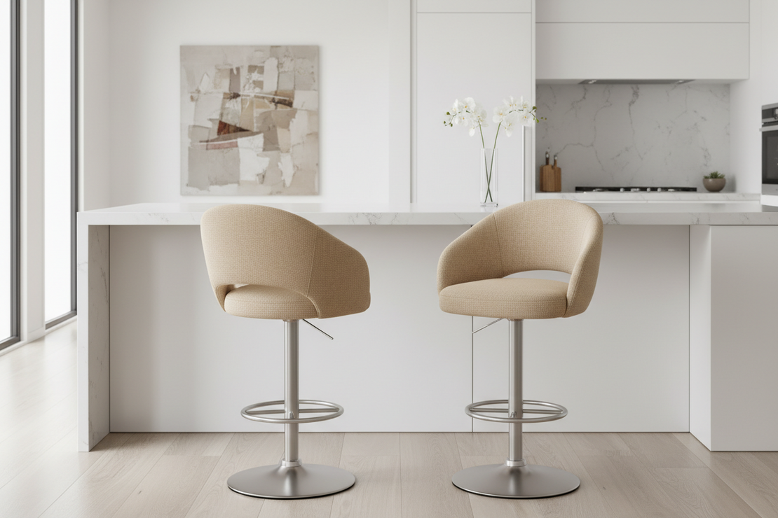 Swivel Bar Stools: Upholstered Comfort