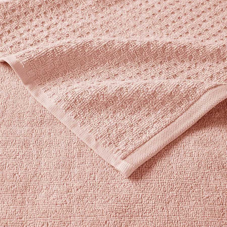 Detailed view of pink Cotton Antimicrobial Bath Towel&