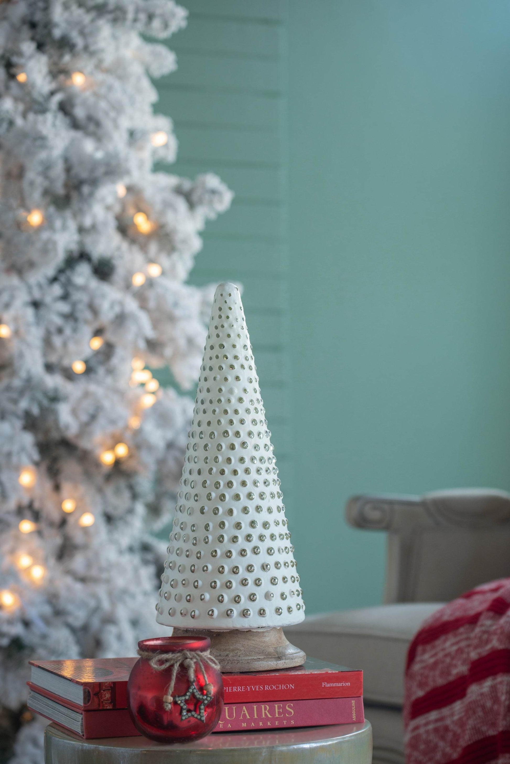 D6.7x18' Glass Christmas Cone Tree Decoration, Cream