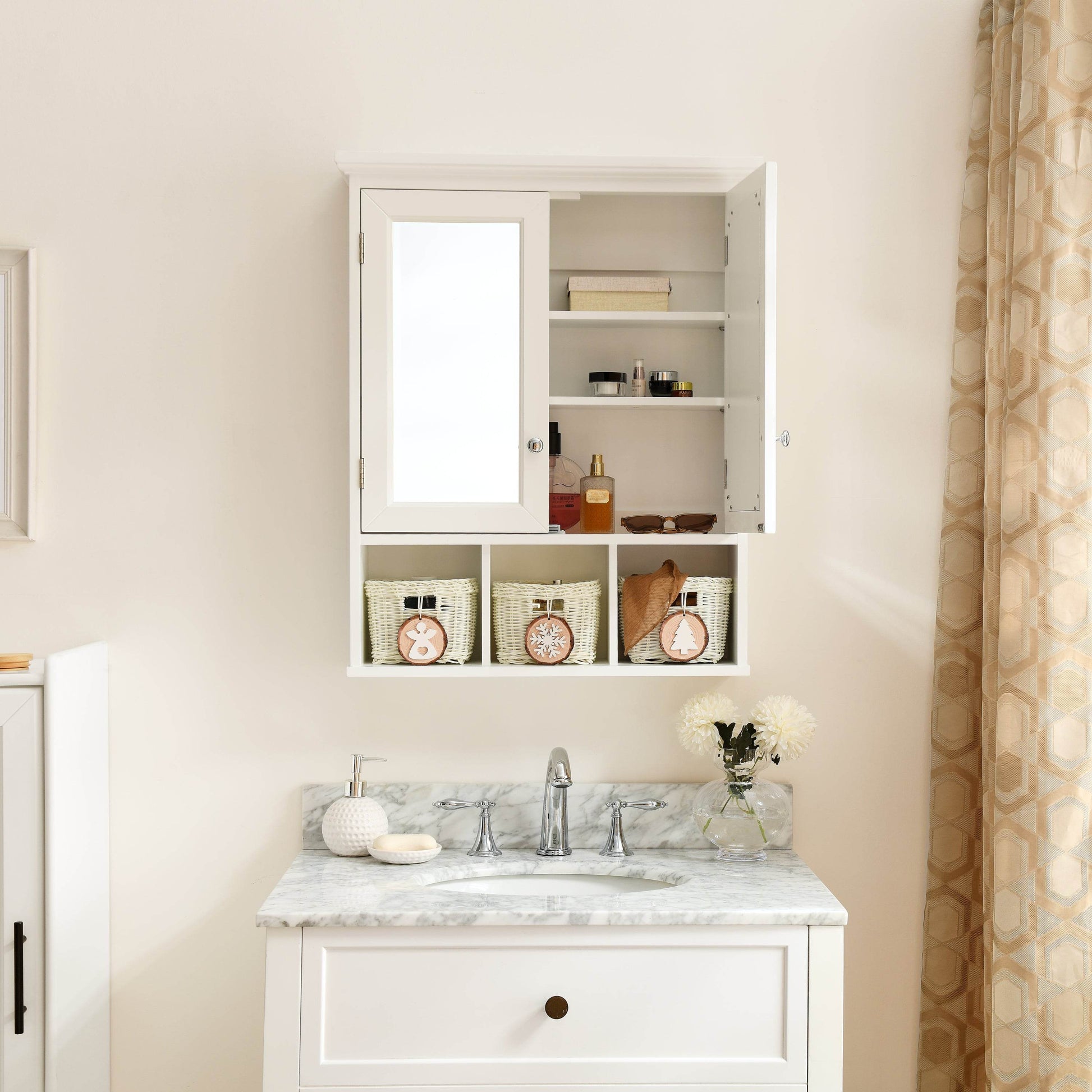 MLNshops Bathroom Cabinet with Mirror and Baskets