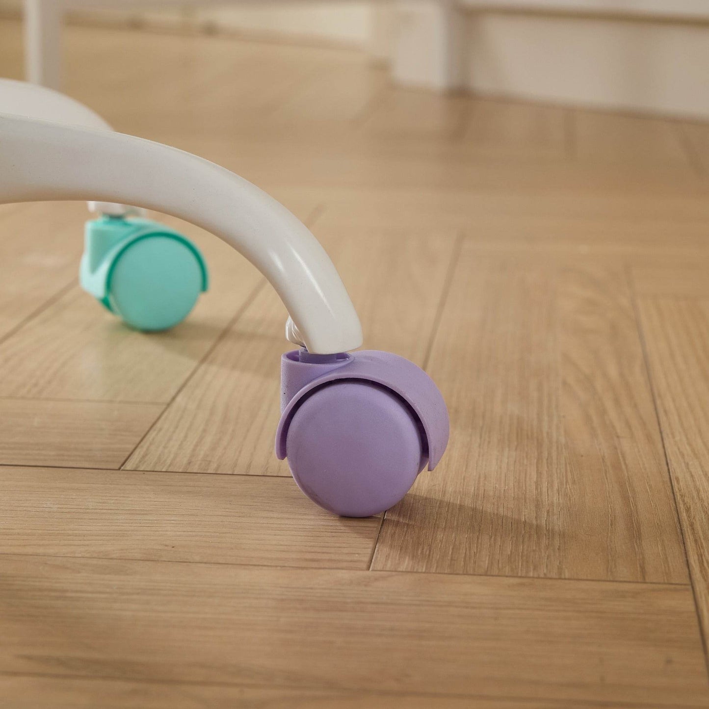 MLNshops violet faux fur office chair - Plush Swivel