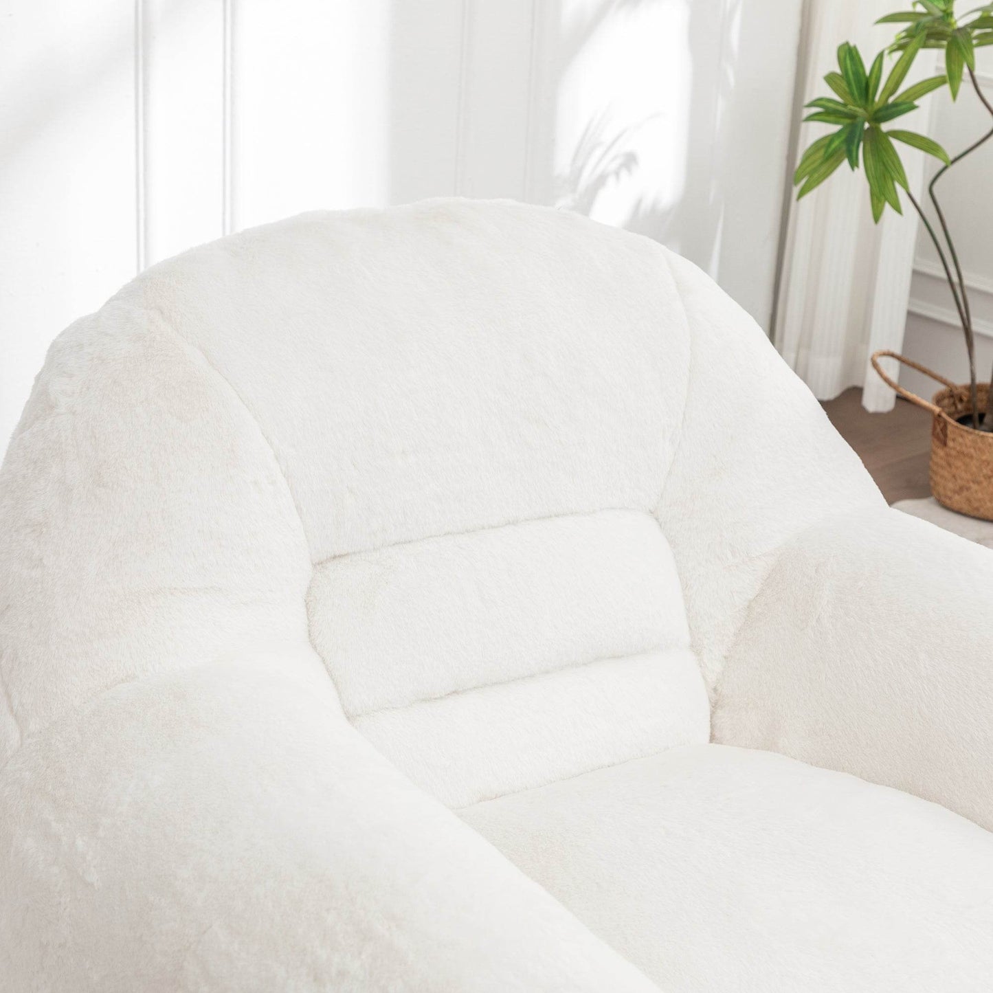MLNshops Plush Faux Fur white bean bag chair - Cozy