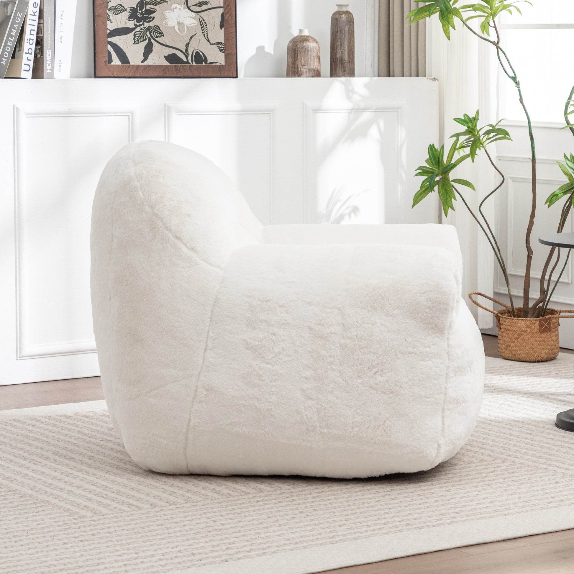 MLNshops Plush Faux Fur white bean bag chair - Cozy