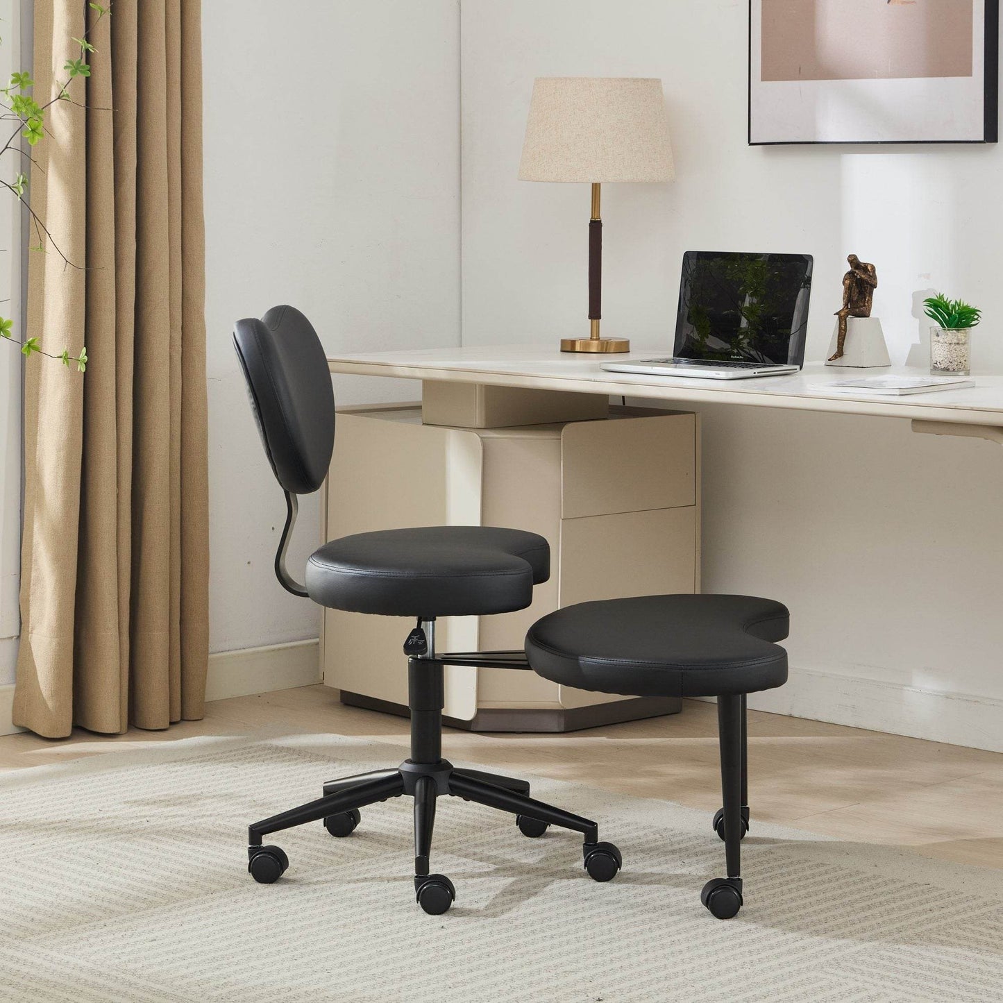 MLNshops cross legged desk chair with wheels - Ergonomic