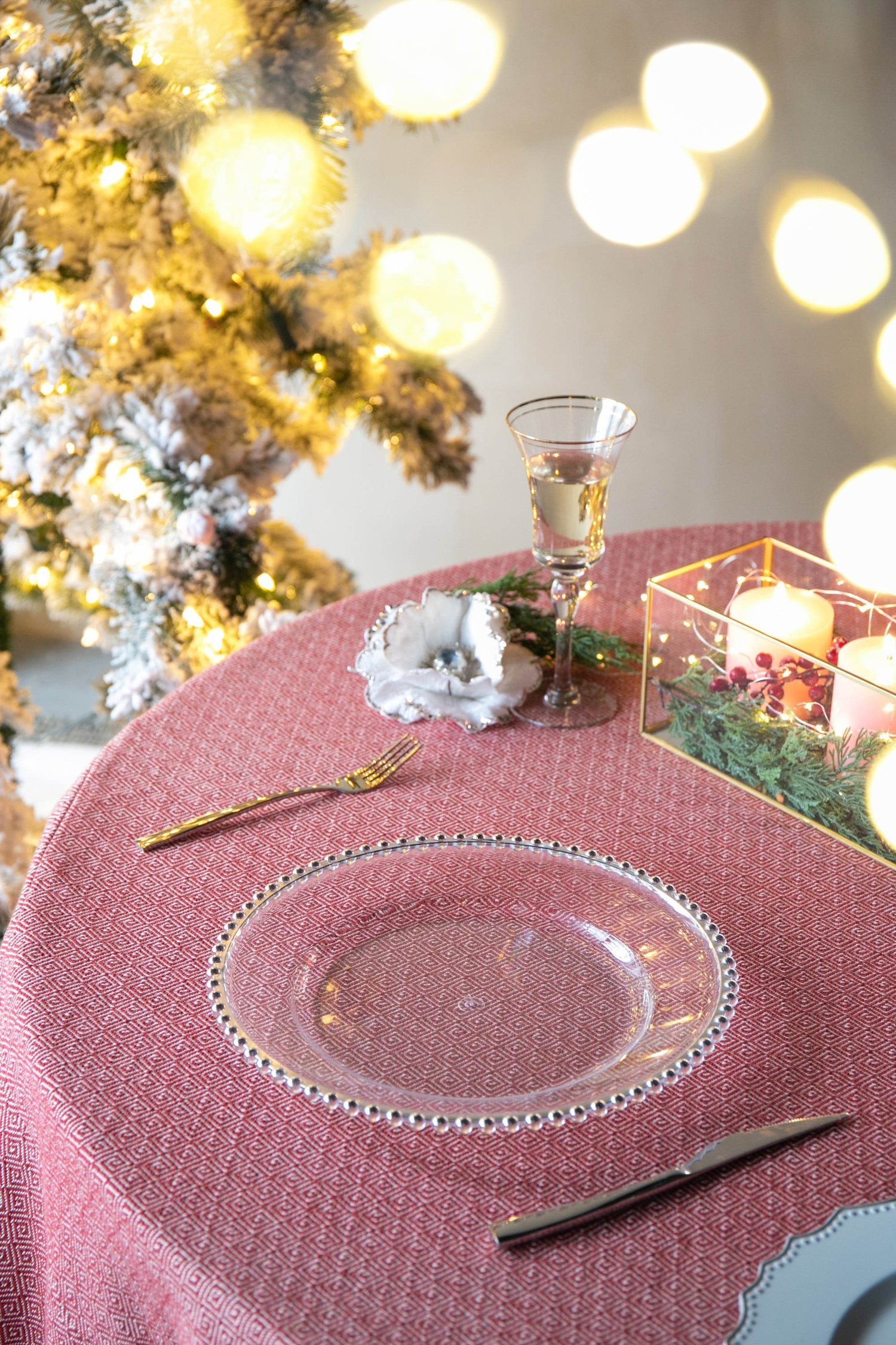 MLNshops Party Decor Plastic Charger Plates with Beaded Edge