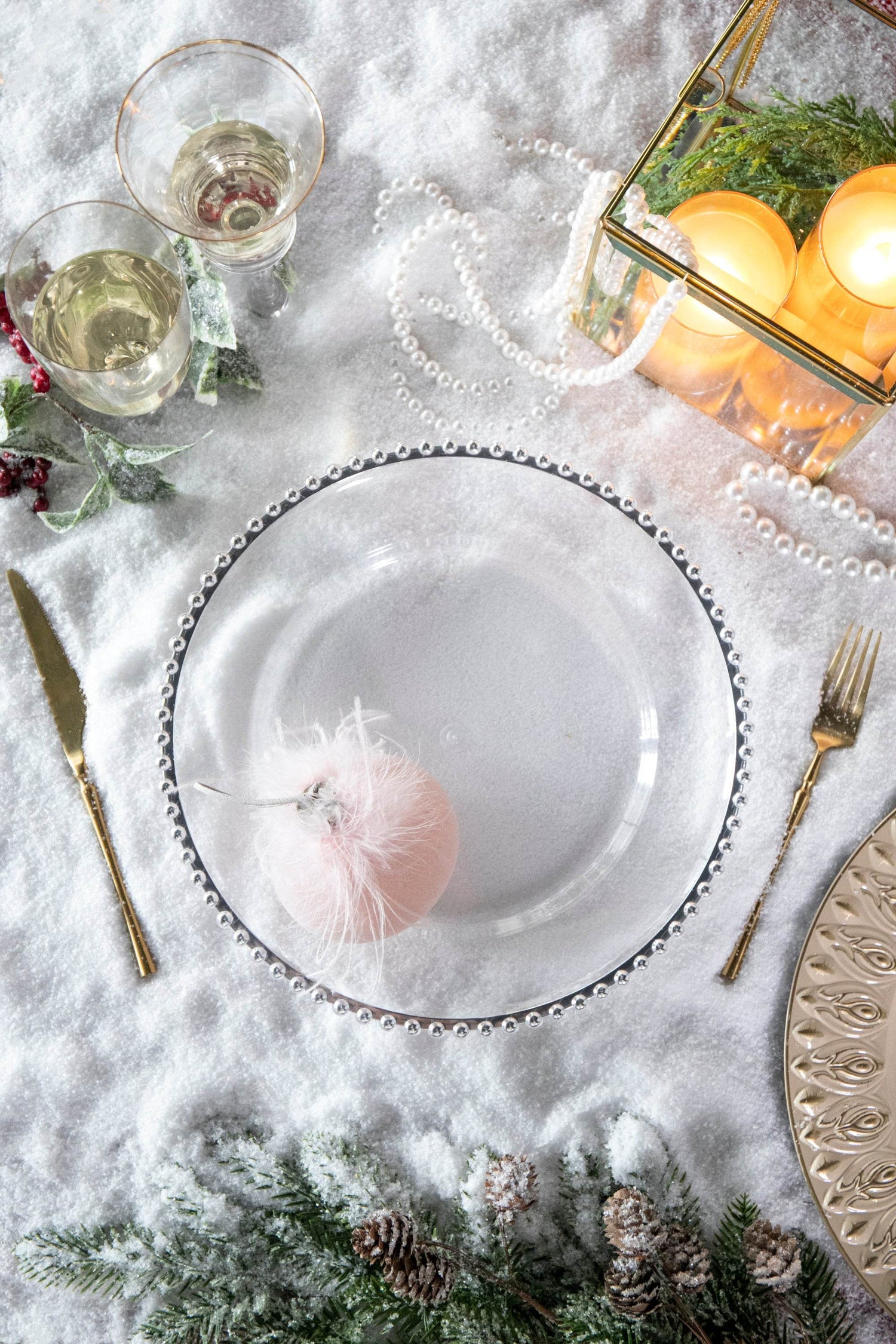MLNshops Party Decor Plastic Charger Plates with Beaded Edge
