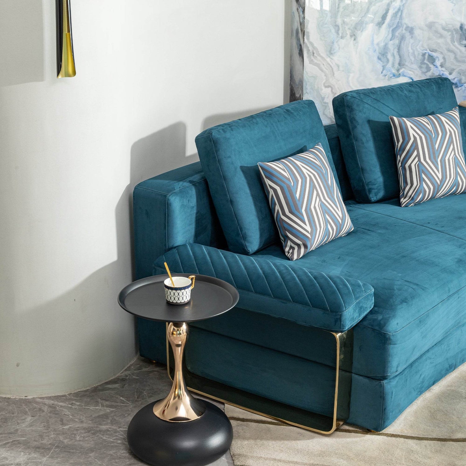 MLNshops Round End Table for Small Spaces - Modern Side Table