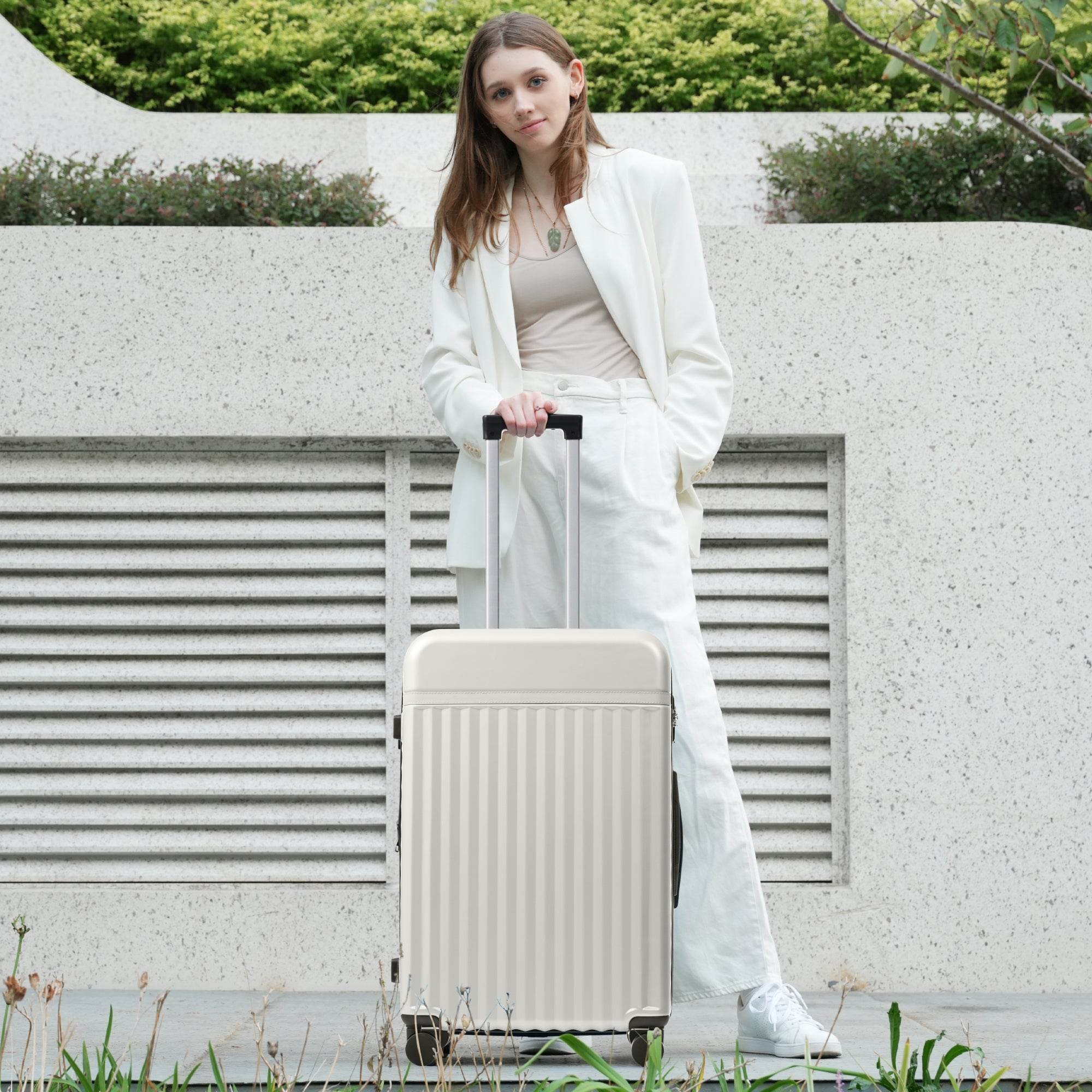 MLNshops 3 piece hardside suitcase with USB port - TSA Lock