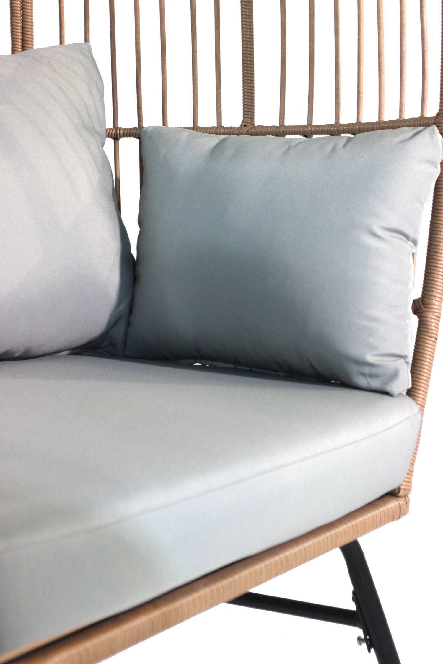 MLNshops Wicker Egg Chair with Footstool - Stylish Relaxation