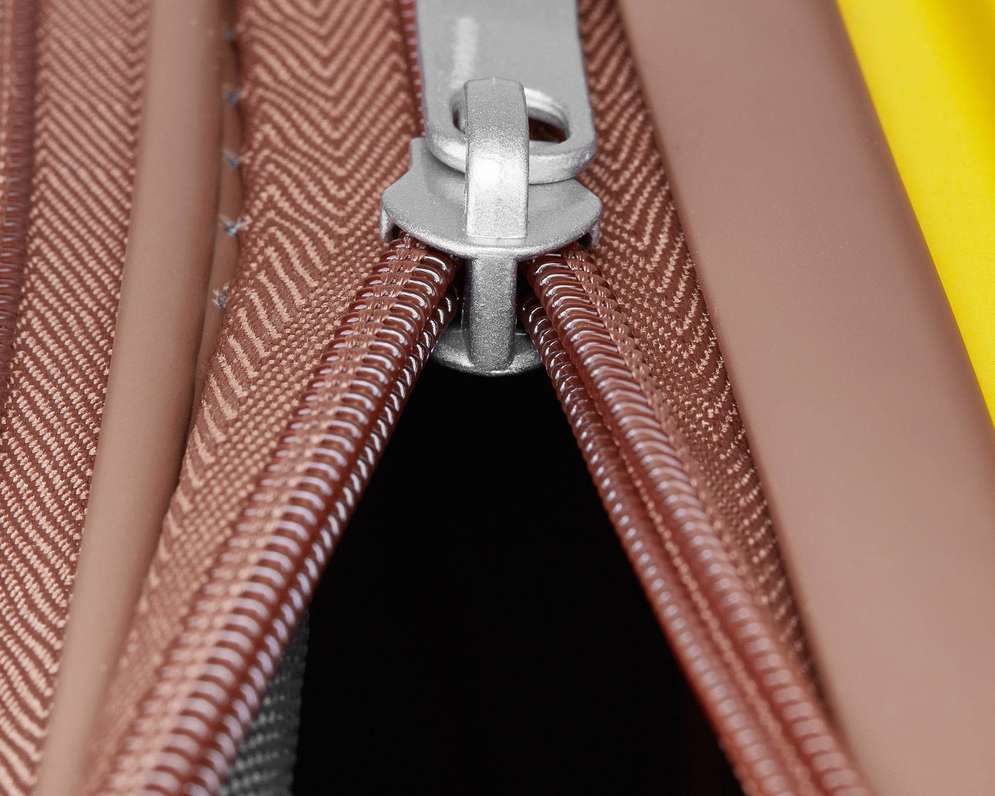 MLNshops 4 Piece Luggage Set with Spinner Wheels - Yellow